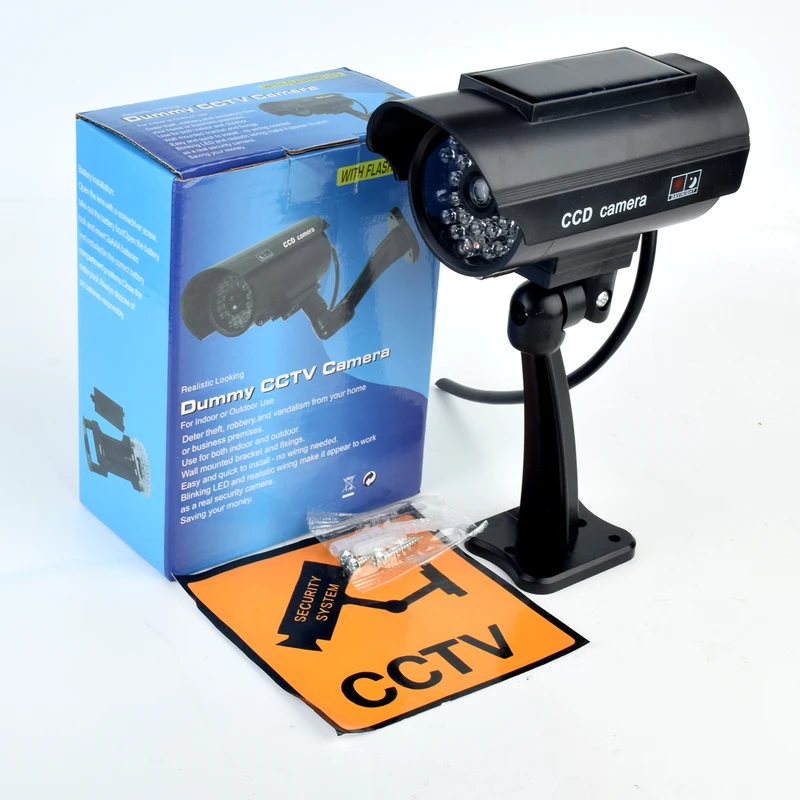 Fake Camera Dummy - ソーラー式ダミーセキュリティカメラ、赤色LEDライトが点滅する偽CCTV監視カメラ、屋内・屋外用IP防水仕様