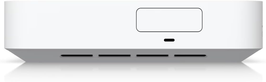 UbiQuiti UCG-MAX-NS 高性能ネットワークゲ - Home Security Features のレビューと価格